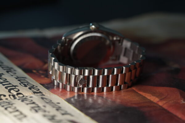 Rolex Day-Date 18239 WG “Myriad Diamond” - Image 5